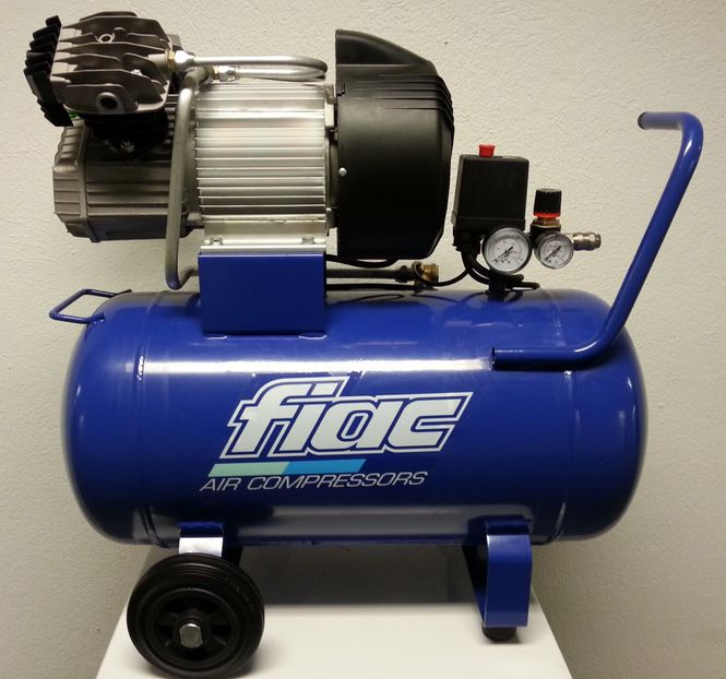 Hovedbilde Fiac Stempelkompressor 3HK 50ltr 360l/min